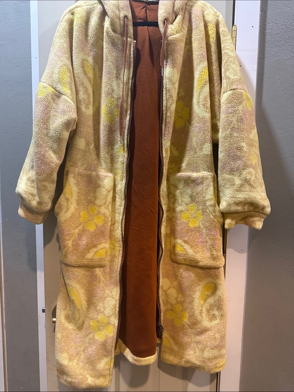 Free People cozy printed blanket coat in yellow motive sunset combo XL - Picture 3 of 5